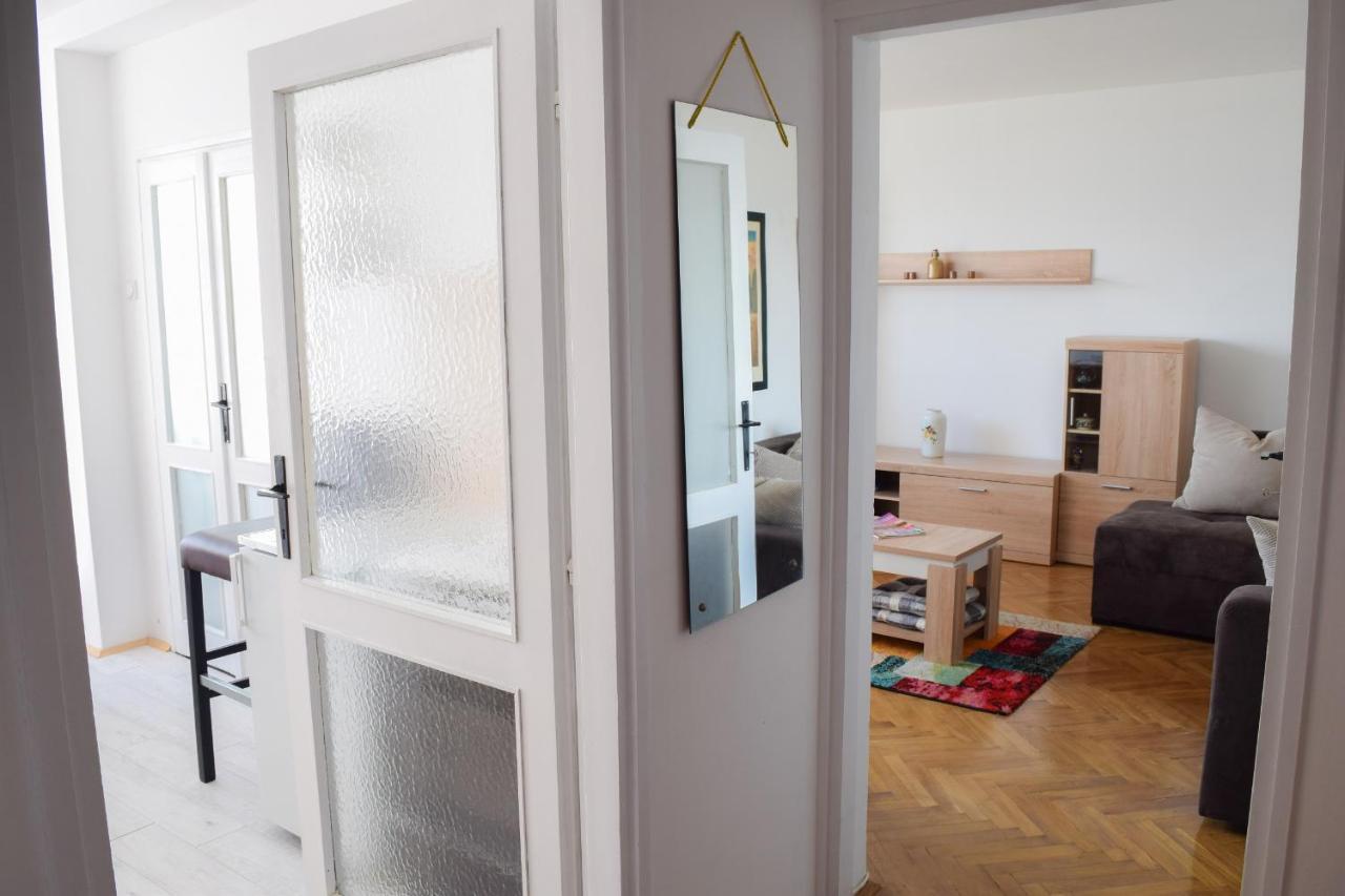 Apartman Bane 021 With A View Novi Sad Esterno foto