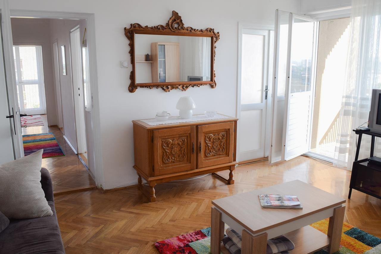 Apartman Bane 021 With A View Novi Sad Esterno foto