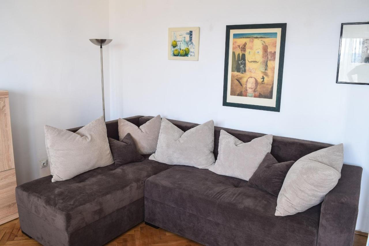 Apartman Bane 021 With A View Novi Sad Esterno foto
